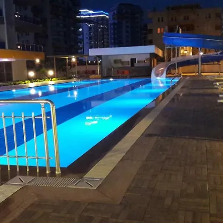 Goldsun Deluxe Apartment *